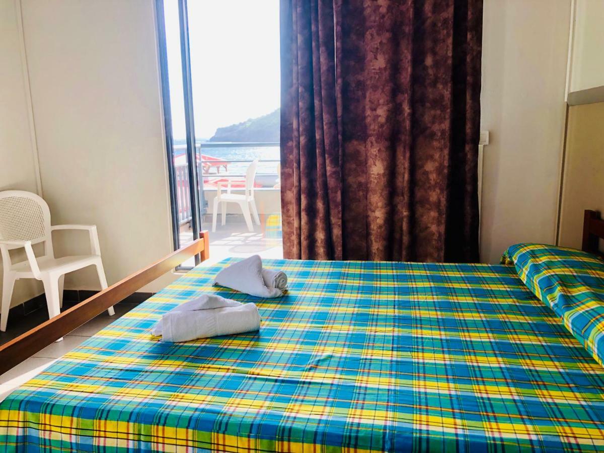 Hotel Ucpa Les Saintes Marigot Bagian luar foto